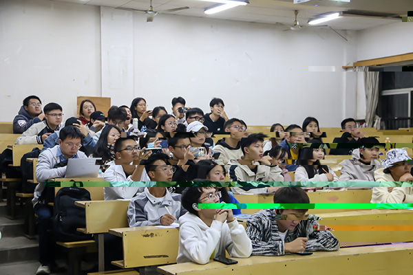 2e4dbcfcd6ad46a7bbcc364e432d6403.jpg 觀衆.JPG