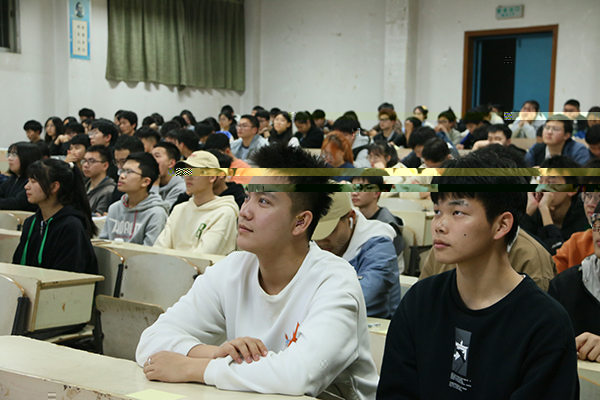 133490d843e44508a08ef7eddb2341c3.jpg 觀衆1.JPG