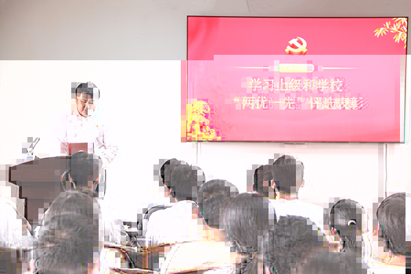 1d6b9668669e406e9cd9e74d087fabf4.jpg 唐一睿.jpg