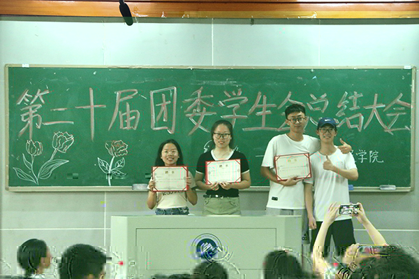 e189b0681c0448ee8761fe2cbd6d8448.jpg