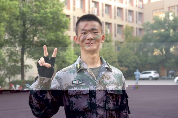 90b5dadfac264da2b4240c224b75f403.jpg 周子超7_副本.jpg